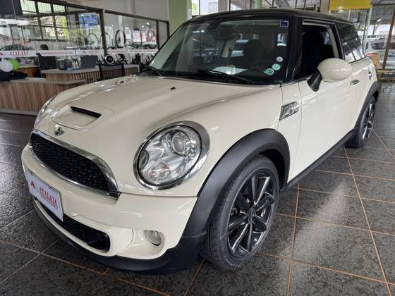 MINI COOPER 1.6 S 16V TURBO GASOLINA 2P AUTOMÁTICO MINI COOPER 1.6 S 16V TURBO GASOLINA 2P AUTOMÁTICO